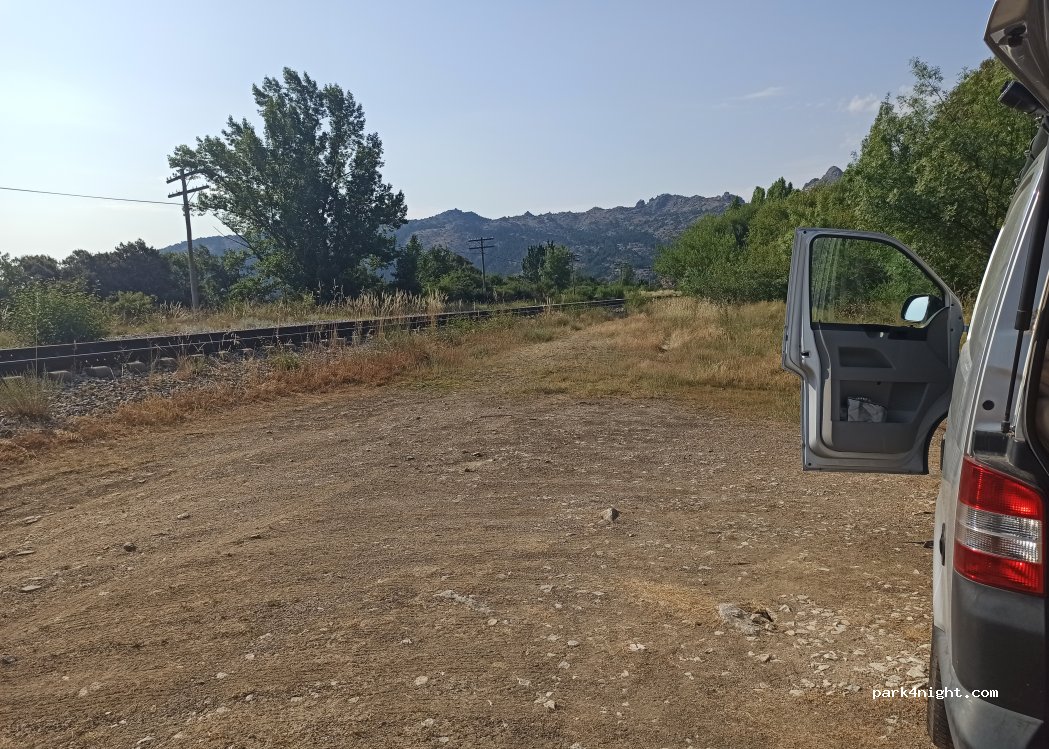 (28743) Garganta de los Montes - — foto 3