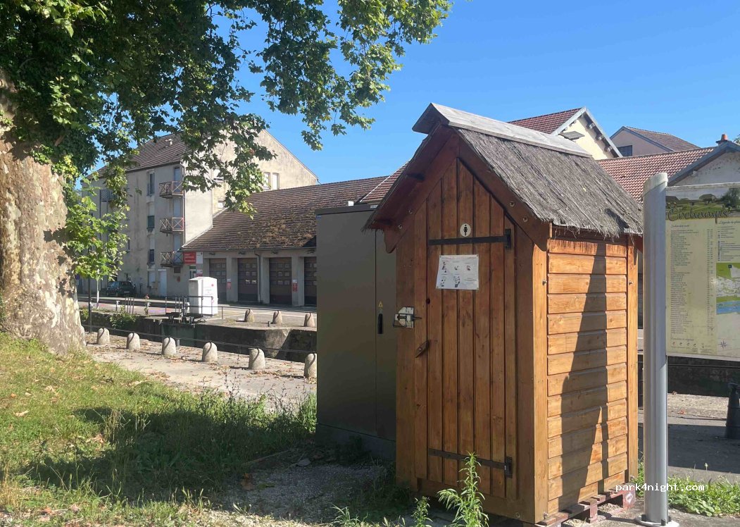 (39700) Orchamps - 4 Rue de la Comédie — foto