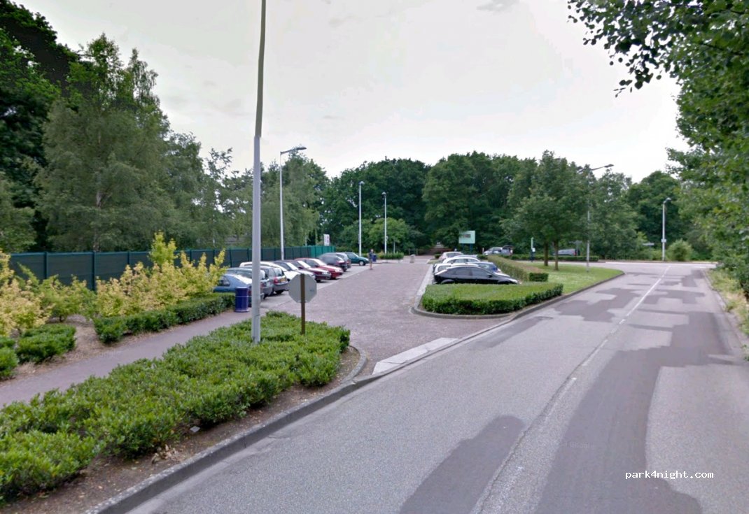 (76650) Petit-Couronne - Avenue de la Mare Sansoure — foto