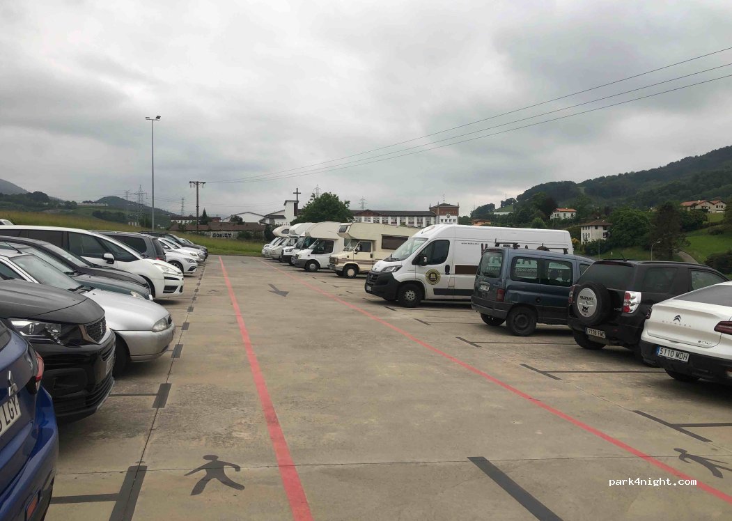 (20130) Urnieta - 1 Txoritagain Plaza — foto 2