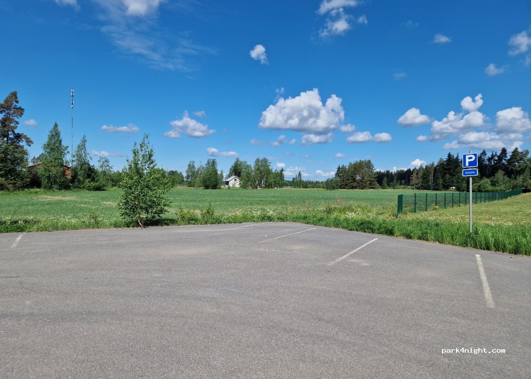 (31900) Punkalaidun - 7 Vesilahdentie — foto