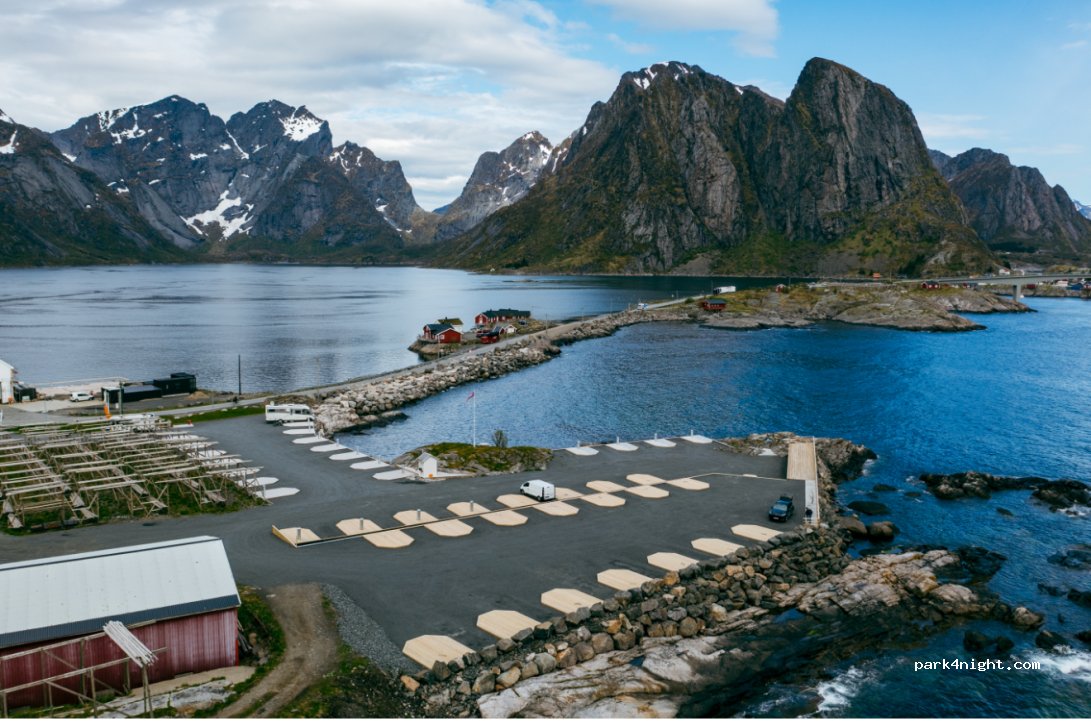 Seaside caravan parking — foto 5