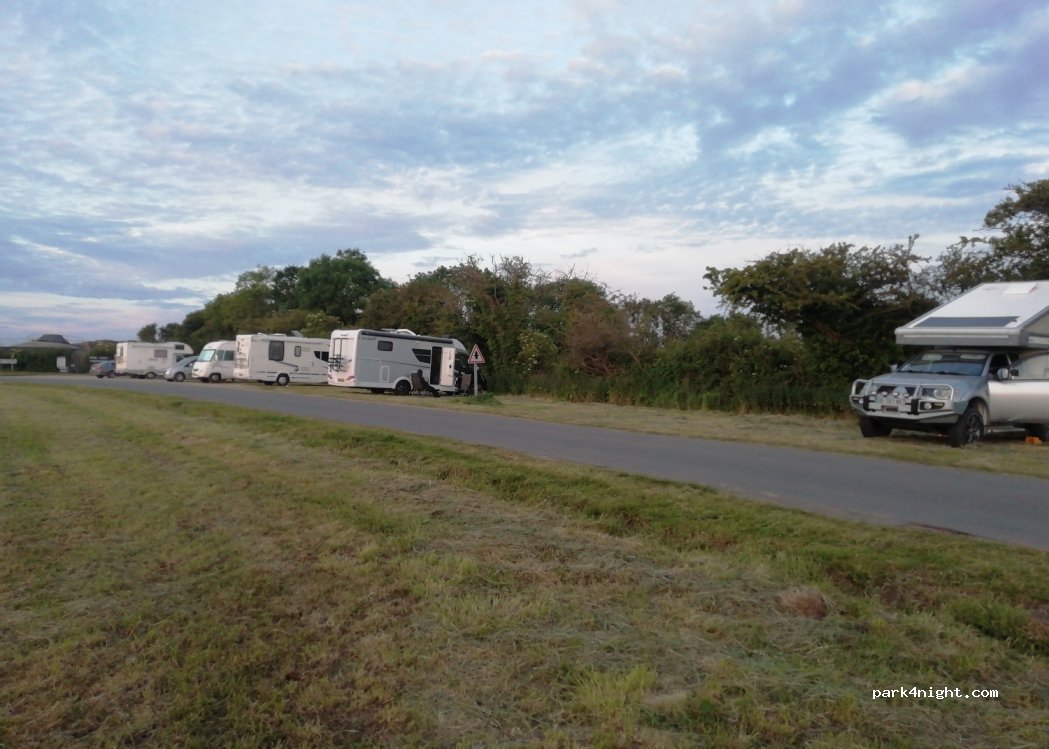 (50310) Saint-Marcouf - A2 Route de Crisbecq — foto 2