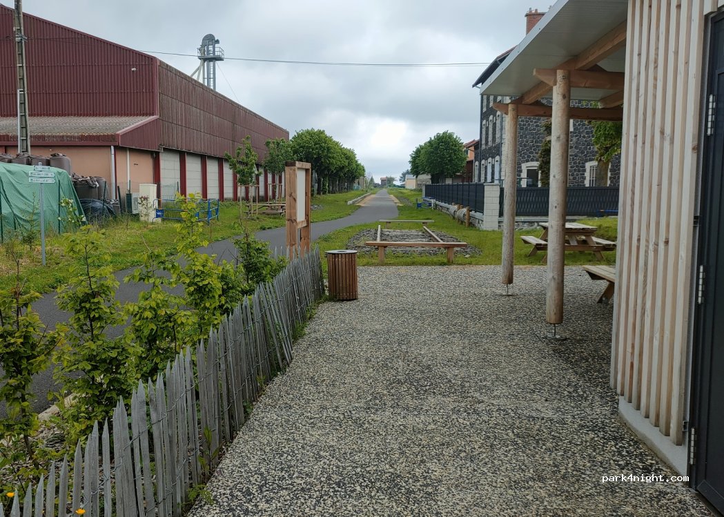 (43490) Costaros - 15 Rue de la Gare — foto 2