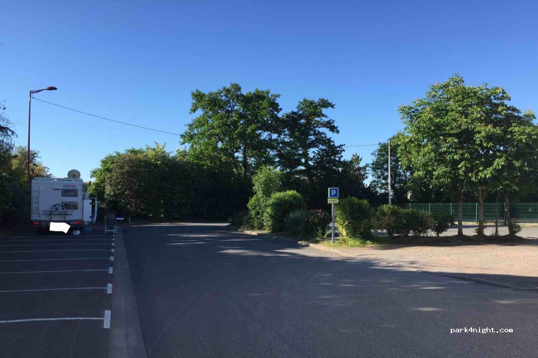 (14670) Troarn - 53 Rue de l'Ancienne Gare — foto