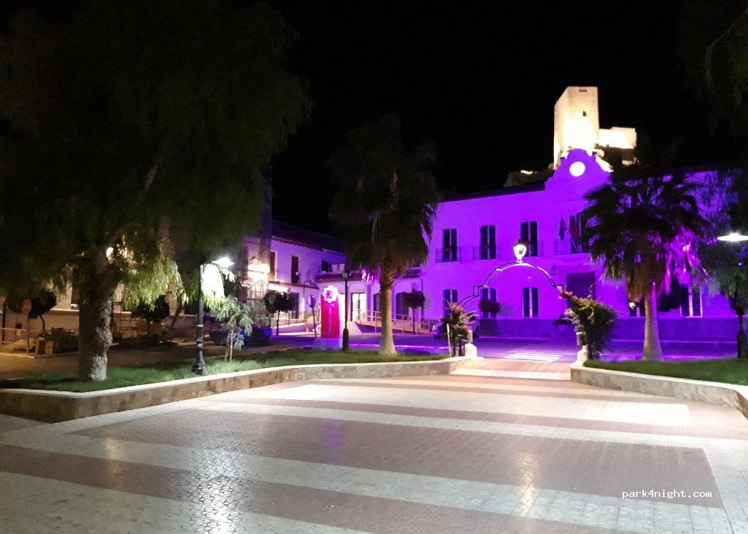 (14880) Luque - 3 Plaza de España — foto