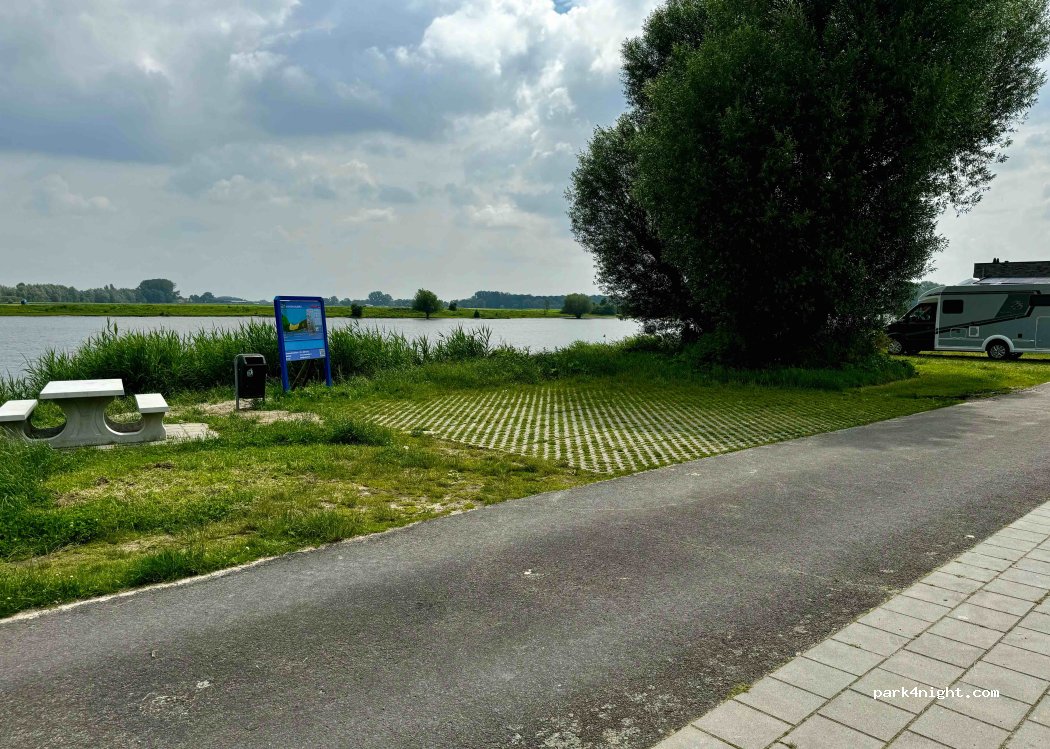 (4261 AM) Wijk en Aalburg - 4a Wijkse Bol — foto 2