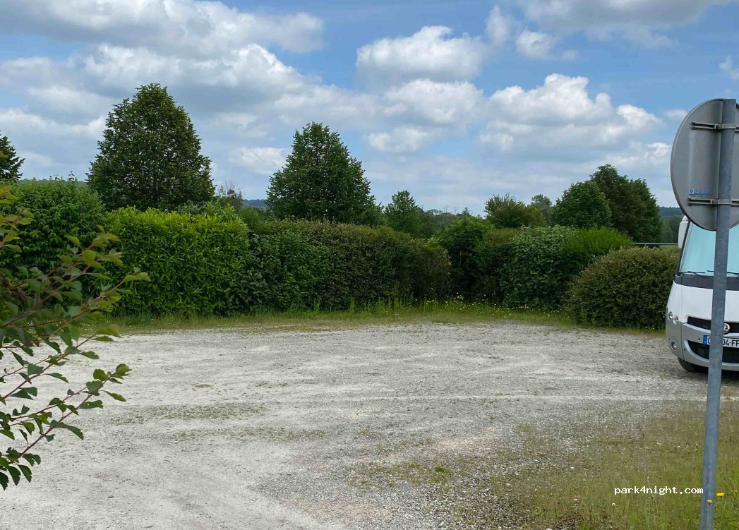(55000) Guerpont - 1 Route Departementale 120 de Silm — foto 2