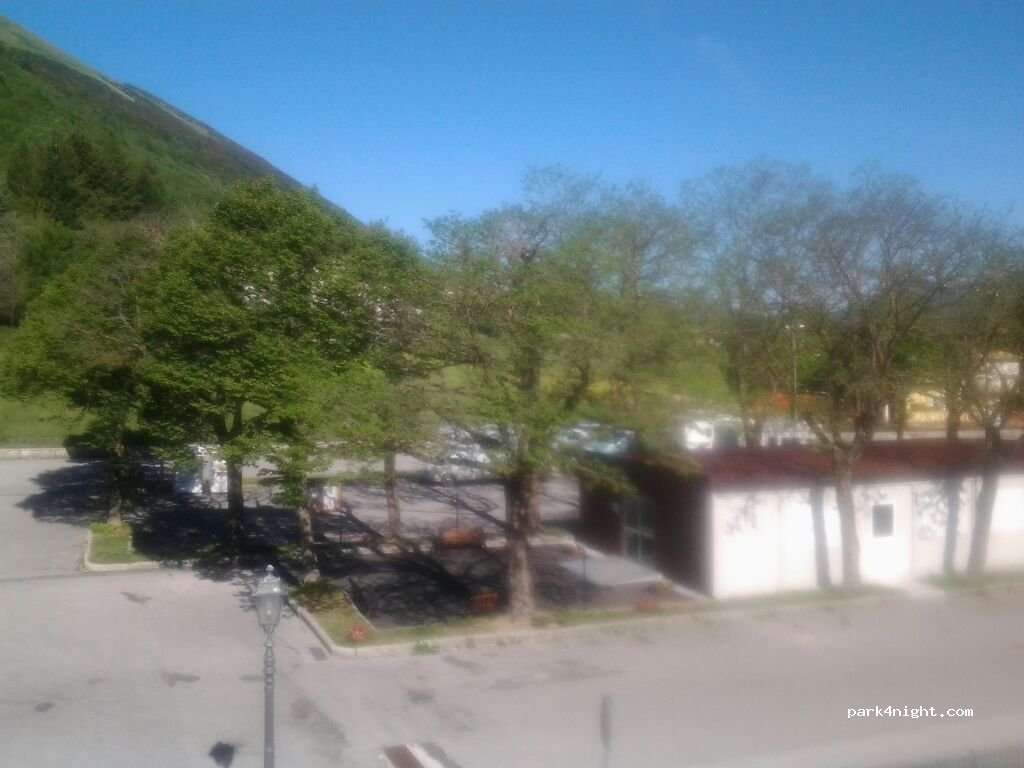 (02016) Leonessa - 21 Via Amor della Patria — foto 2