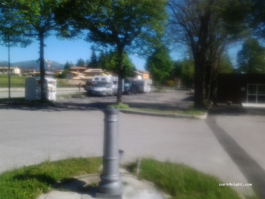 (02016) Leonessa - 21 Via Amor della Patria — foto 3