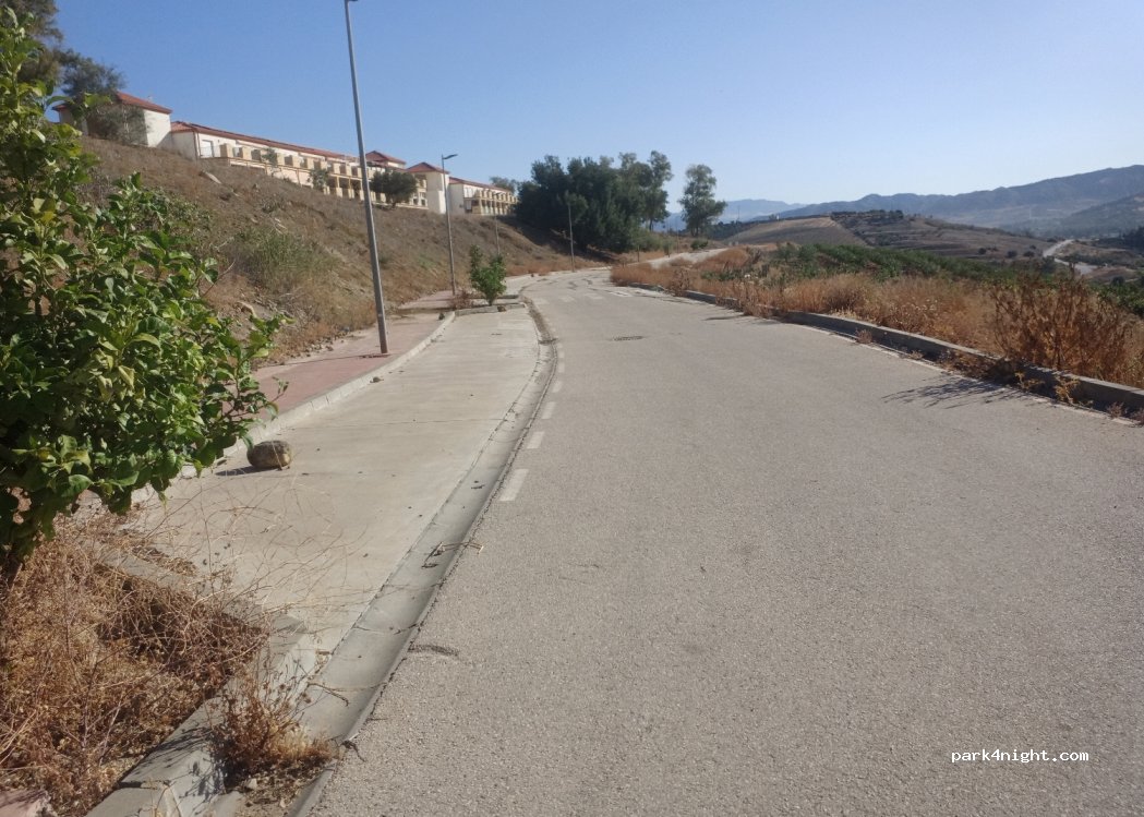 (29569) Málaga - 6 Calle Virgen de la Oliva — foto 2