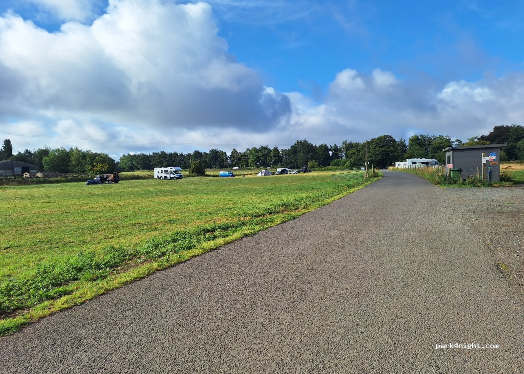 Lansdown Campsite — foto 2