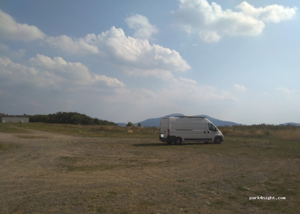 (969 81) Štiavnické Bane - Unnamed Road — foto 2
