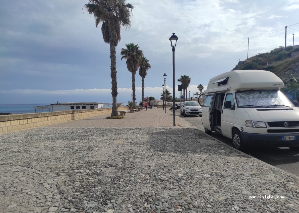 (89861) Tropea - 3 Discesa Ospedale — foto