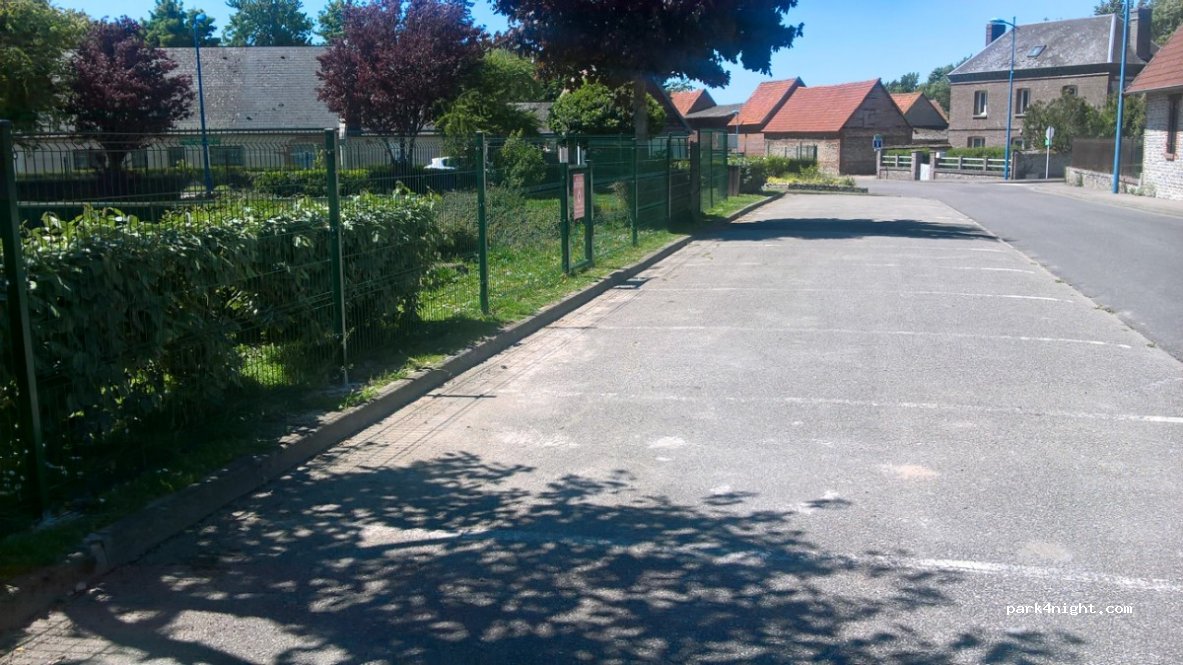 (76370) Bracquemont - Rue du Vivier — foto 2