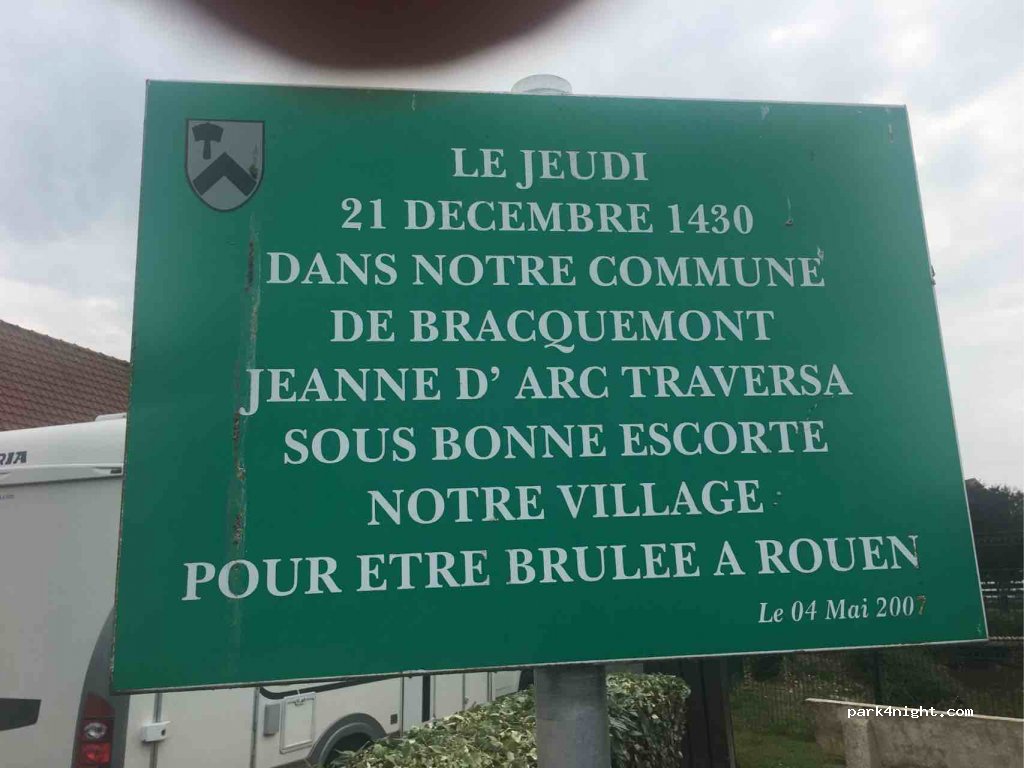 (76370) Bracquemont - Rue du Vivier — foto 3