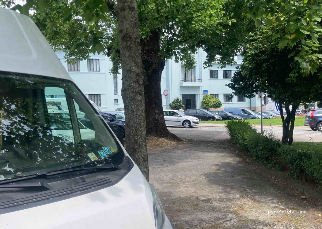 (4050-106) Porto - 68 Praça de Pedro Nunes — foto