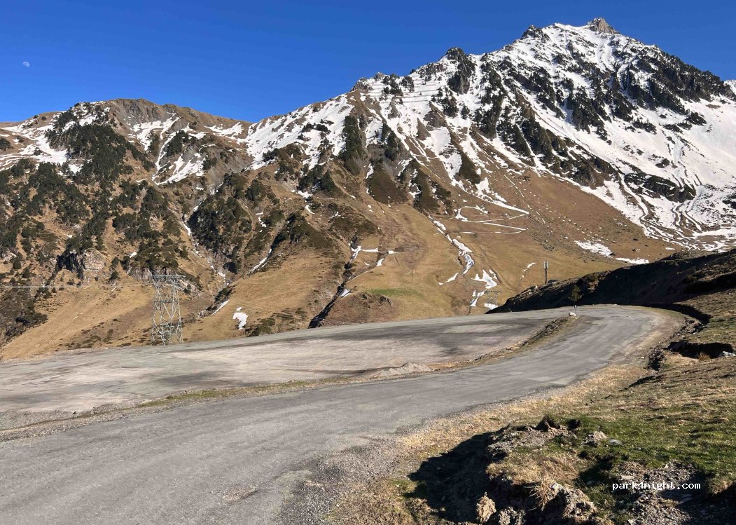 (65200) Bagnères-de-Bigorre - place d'Arizes la Mongie — foto 3