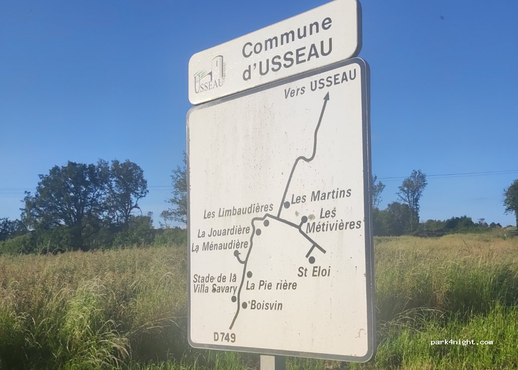 (86230) Usseau - D749 — foto