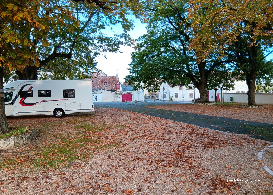 (37220) Trogues - 2 Voie Communale Rivage de la Vienne — foto 4