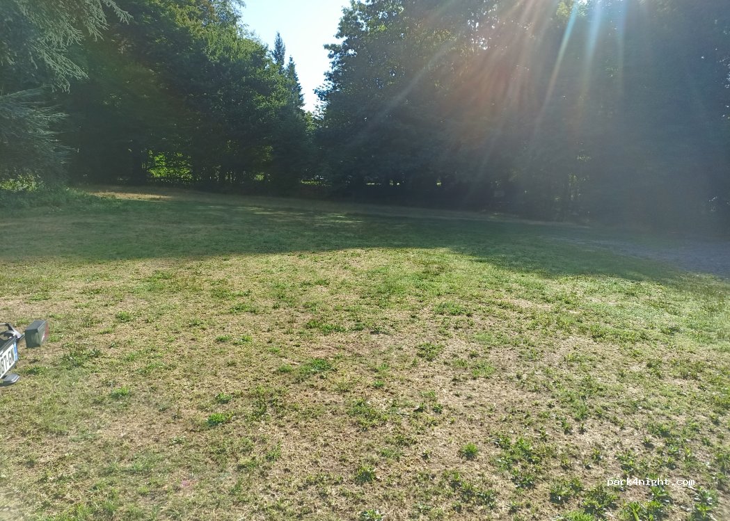 (15130) Arpajon-sur-Cère - 6 Allée de la Plantelière — foto 2