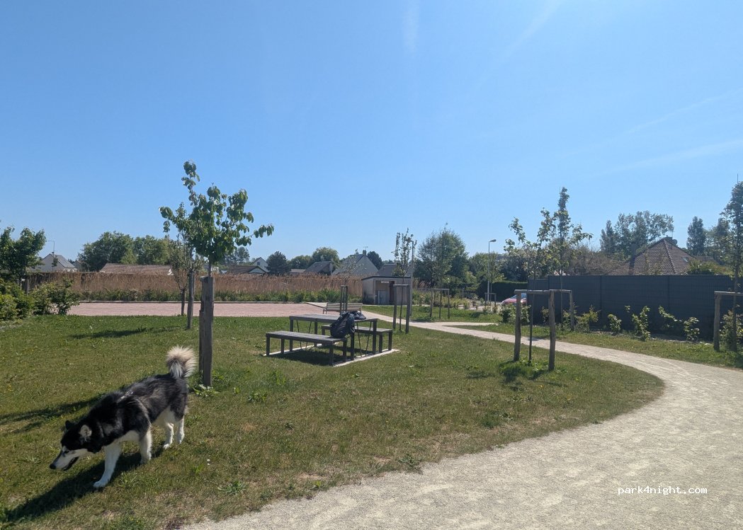 (14960) Asnelles - 2 Rue Devonshire Régiment — foto 5