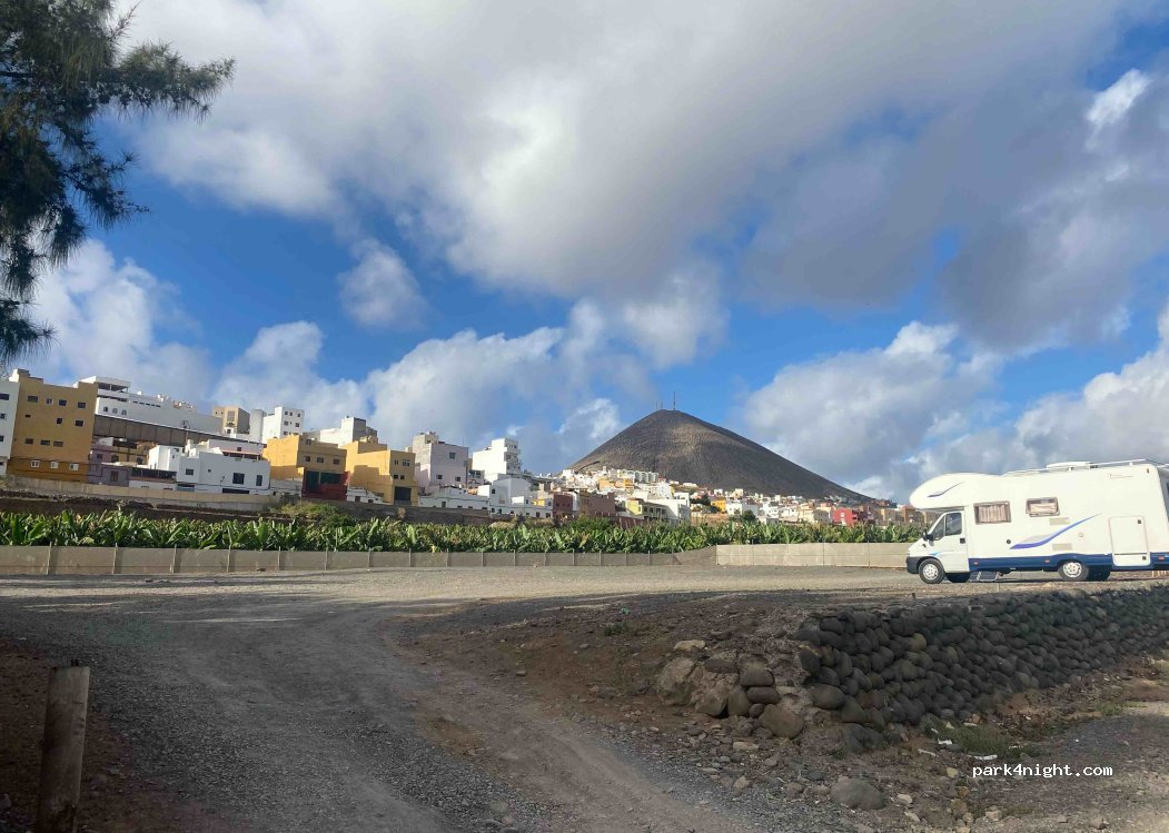 (35460) Gáldar - C. Gabriela Mistral — foto