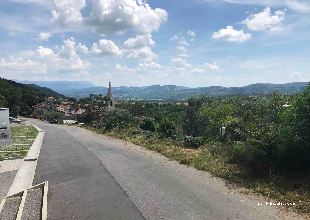 (5262) Črniče - 30a Malovše — foto