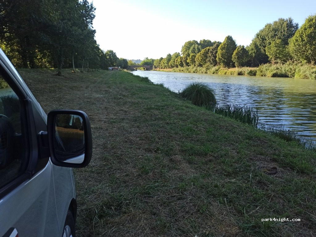 (82360) Lamagistère - Voie Verte du Canal des Deux Mers — foto 4