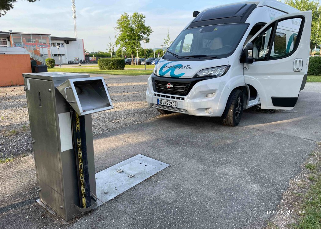 Wohnmobil Stellplatz Stockerau — foto 3