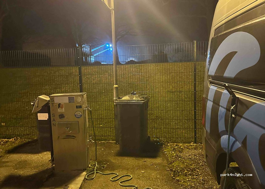 Wohnmobil Stellplatz Stockerau — foto 5