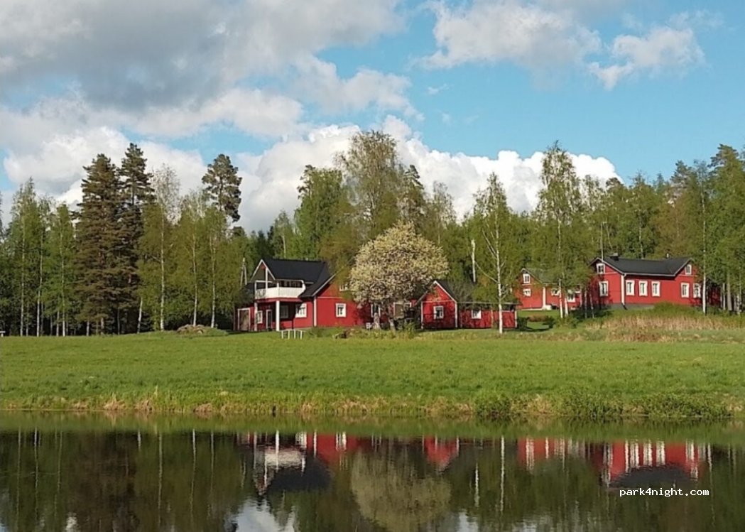 Maatilamajoitus Saarinen — foto