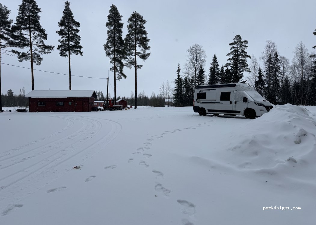(31900) Punkalaidun - 30 Laasjärventie — foto
