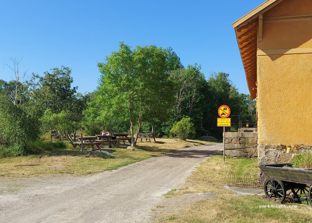 (373 63) Tjurkö - Herrgården 2 — foto