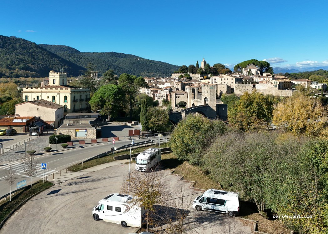 Àrea Autocaravanes Besalú — foto 5
