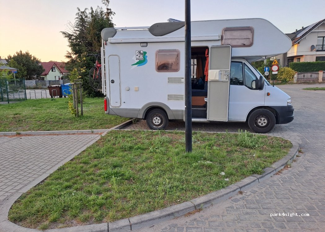 (89-606) Charzykowy - 3 Sieciowa — foto 4