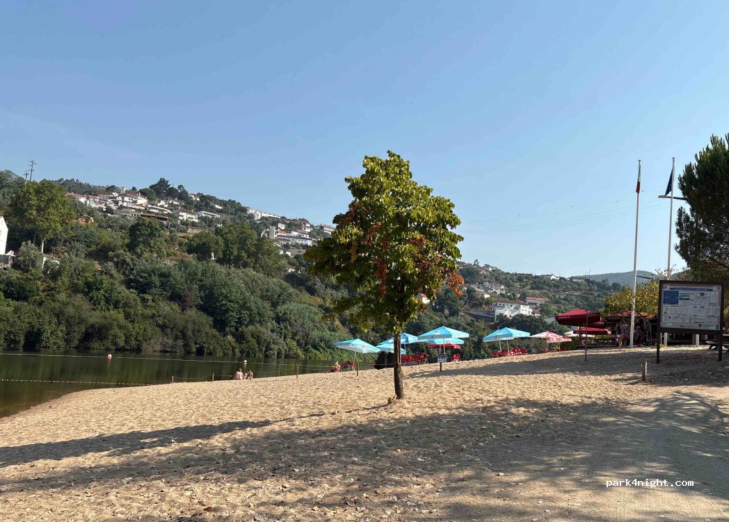 (3030-273) Coimbra - 15 Rua Rio — foto 4