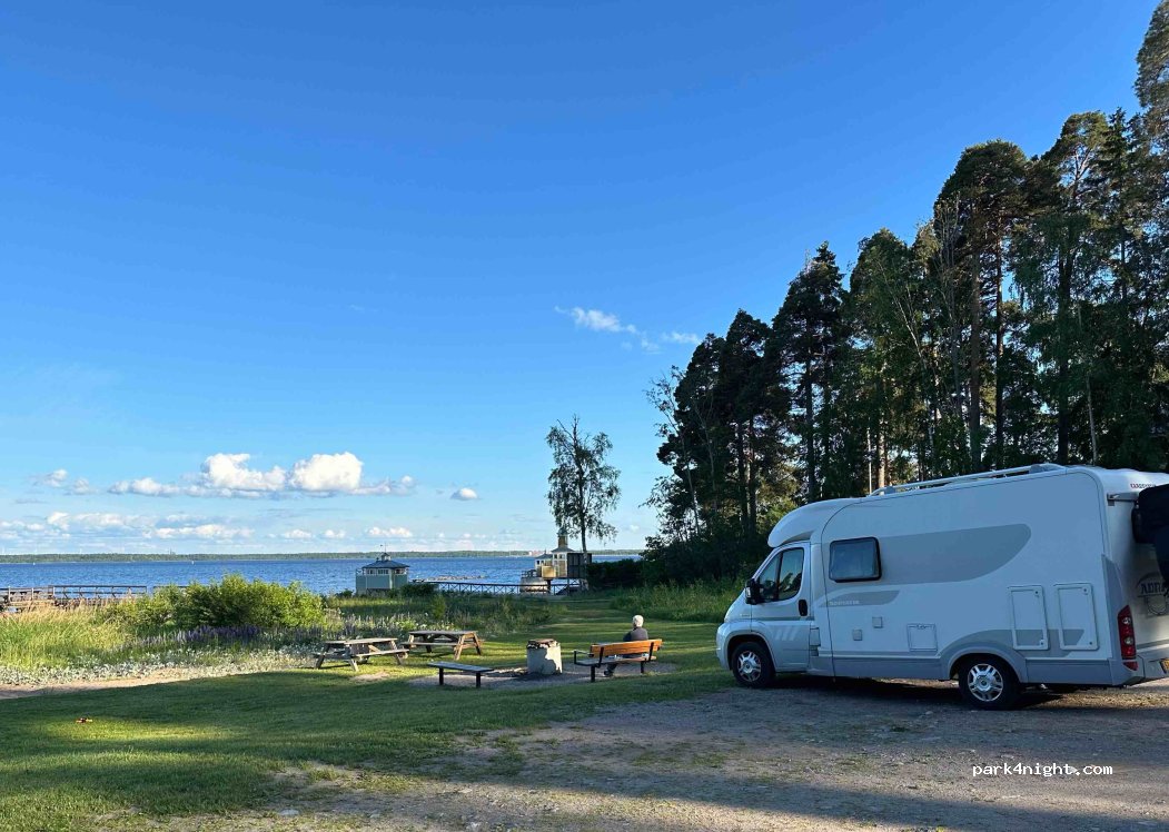 (805 95) Gävle - 17 Lutens väg — foto 2