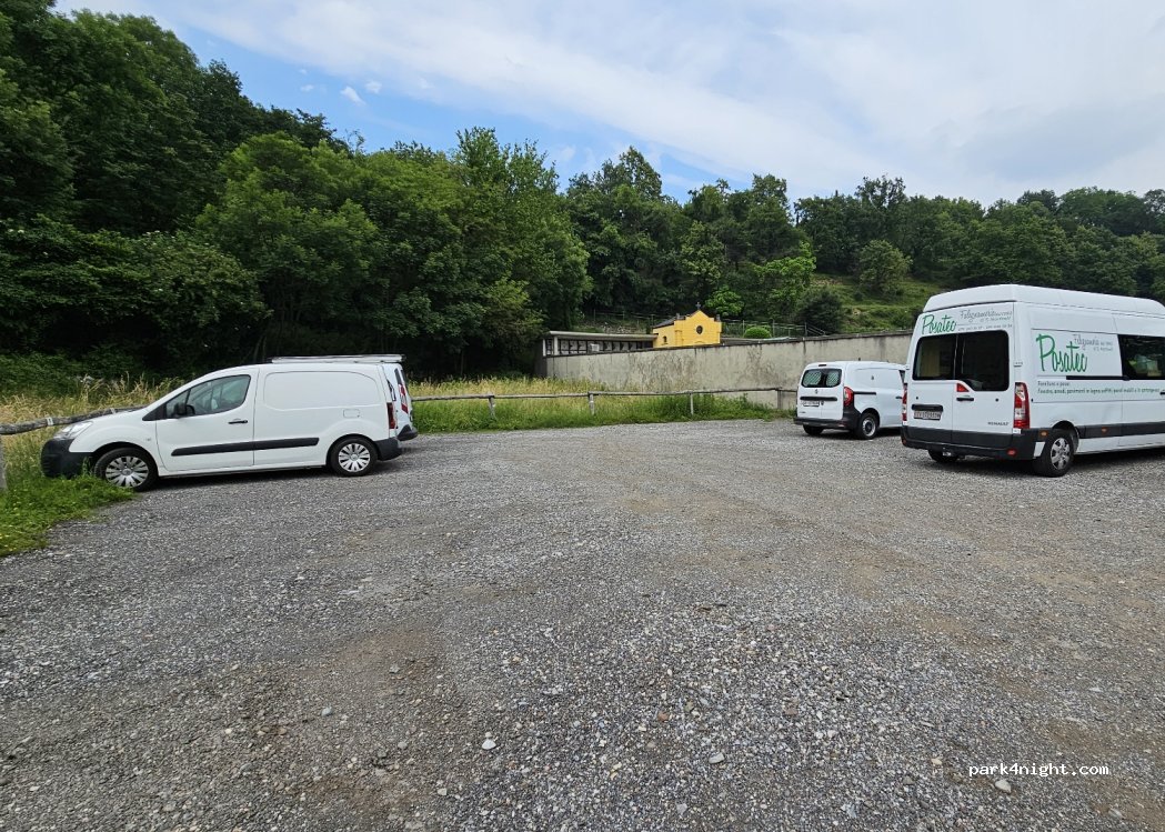 (6863) Mendrisio - 32 Via Cantonale — foto
