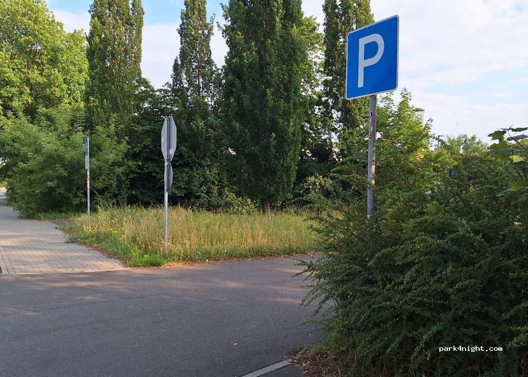 (06842) Dessau-Roßlau - 82 Helmut-Kohl-Straße — foto
