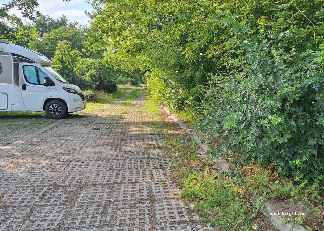 (06842) Dessau-Roßlau - 82 Helmut-Kohl-Straße — foto 2