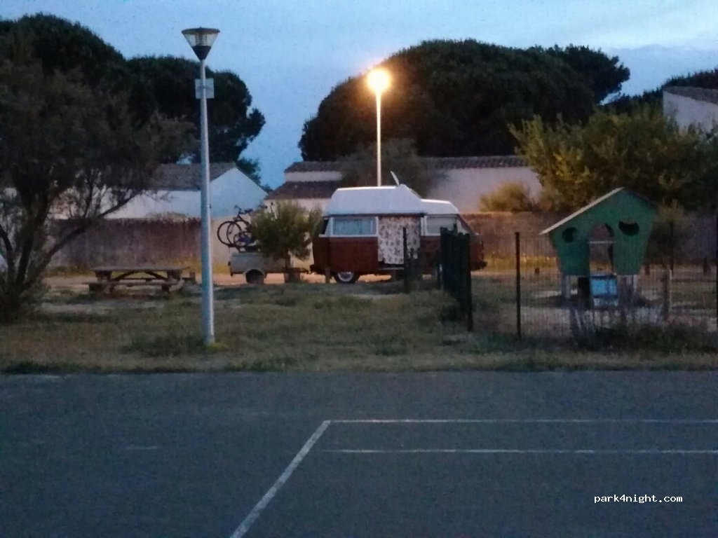 (17880) Les Portes-en-Ré - 10 Promenade de la Mer — foto 2