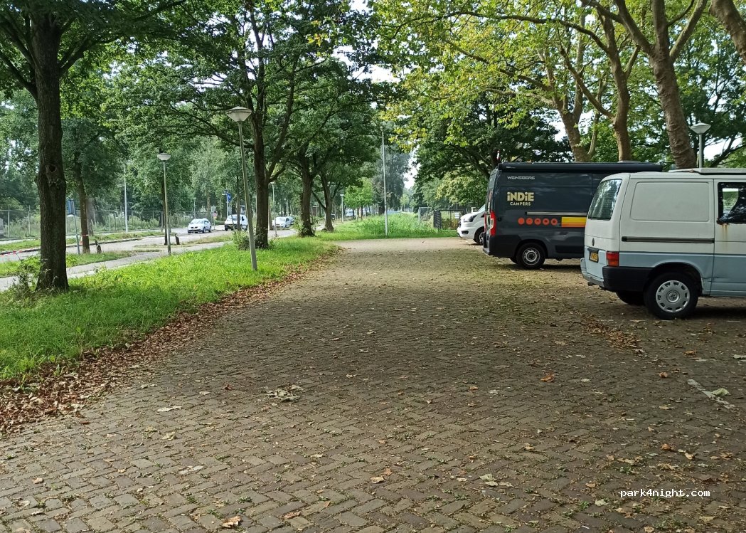 (1067 BB) Amsterdam - 4 Han Hollanderlaan — foto 2