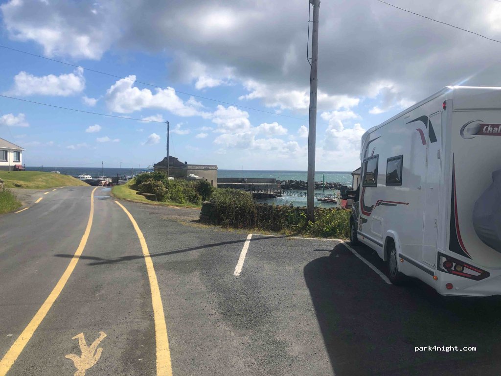 (F93 KT51) Culdaff - 1 Bunagee Road — foto