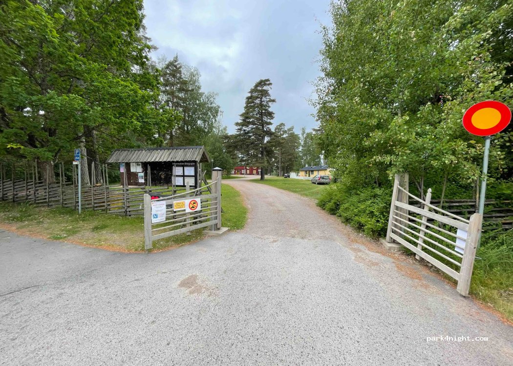 Skogssjön camping — foto 3