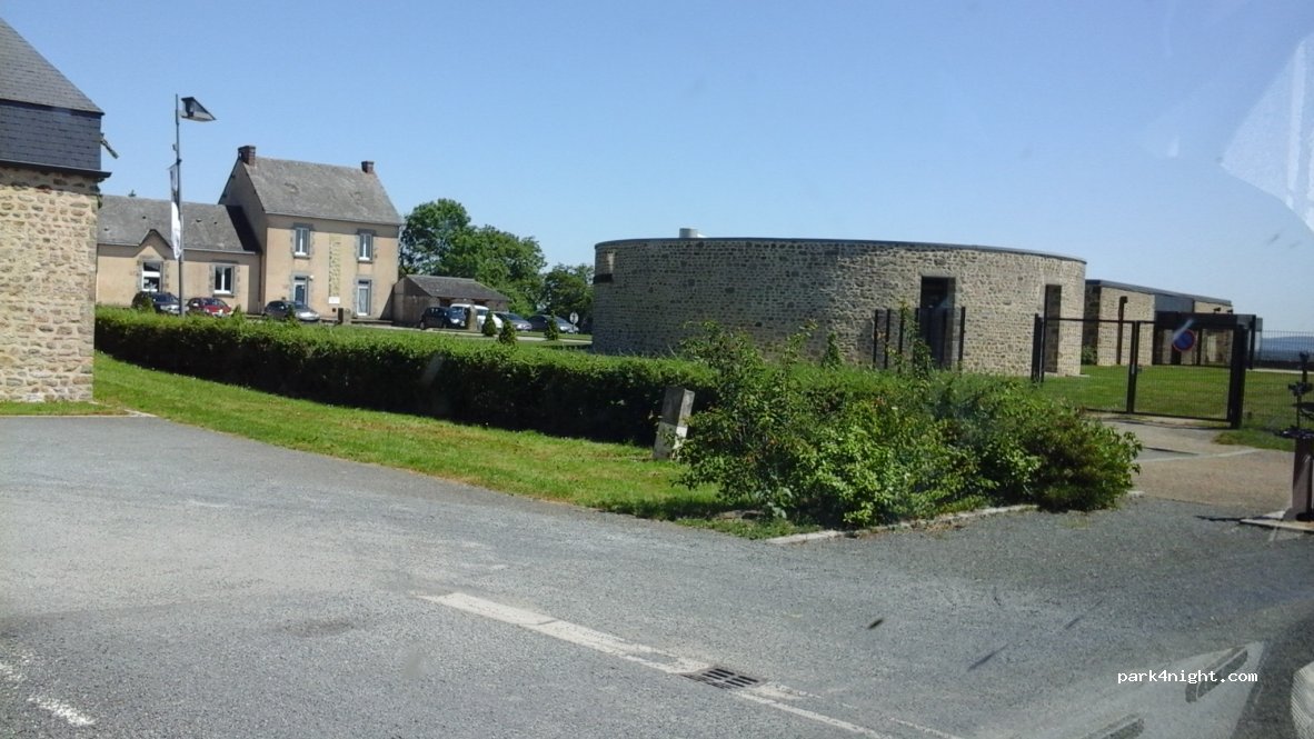 (53160) Jublains - 1 Chemin des Remparts — foto 2