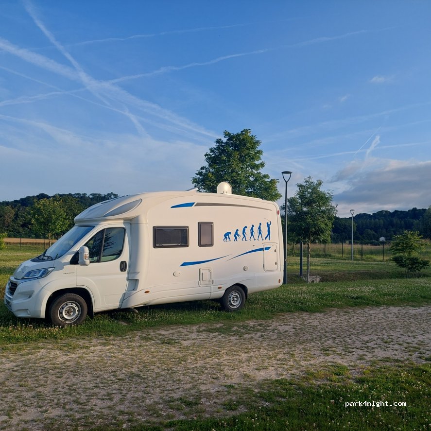 (02200) Mercin-et-Vaux - All. des Bains du Lac — foto