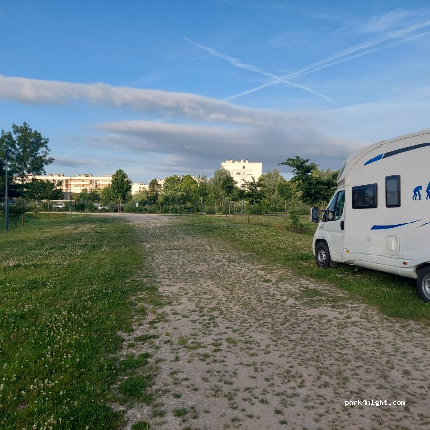 (02200) Mercin-et-Vaux - All. des Bains du Lac — foto 2