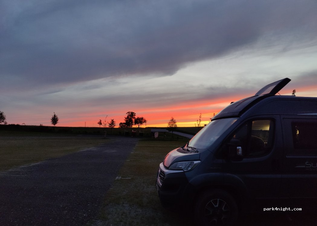 Stellplatz Schlossblick Witzschdorf — foto