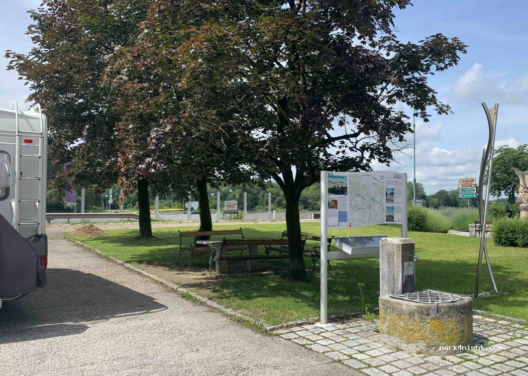 (4310) Mauthausen - 12 Promenade — foto